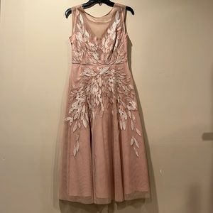 BCBG max azria MIDI dress never worn size 4